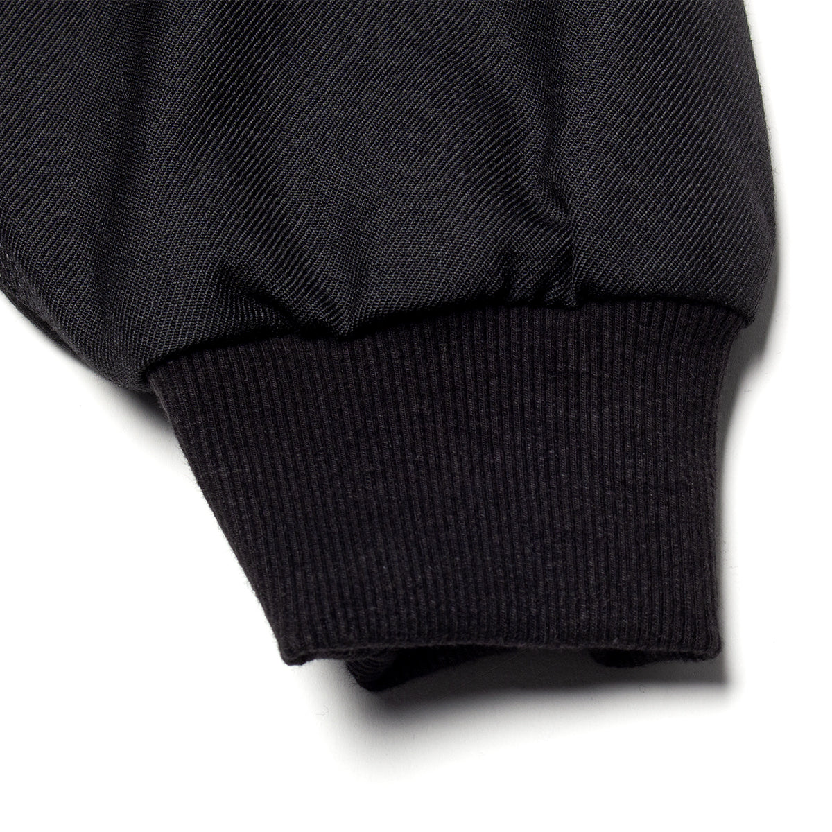 Carhartt WIP - Ray Jacket
Style # I035622-8901
Color : Black (Rigid)