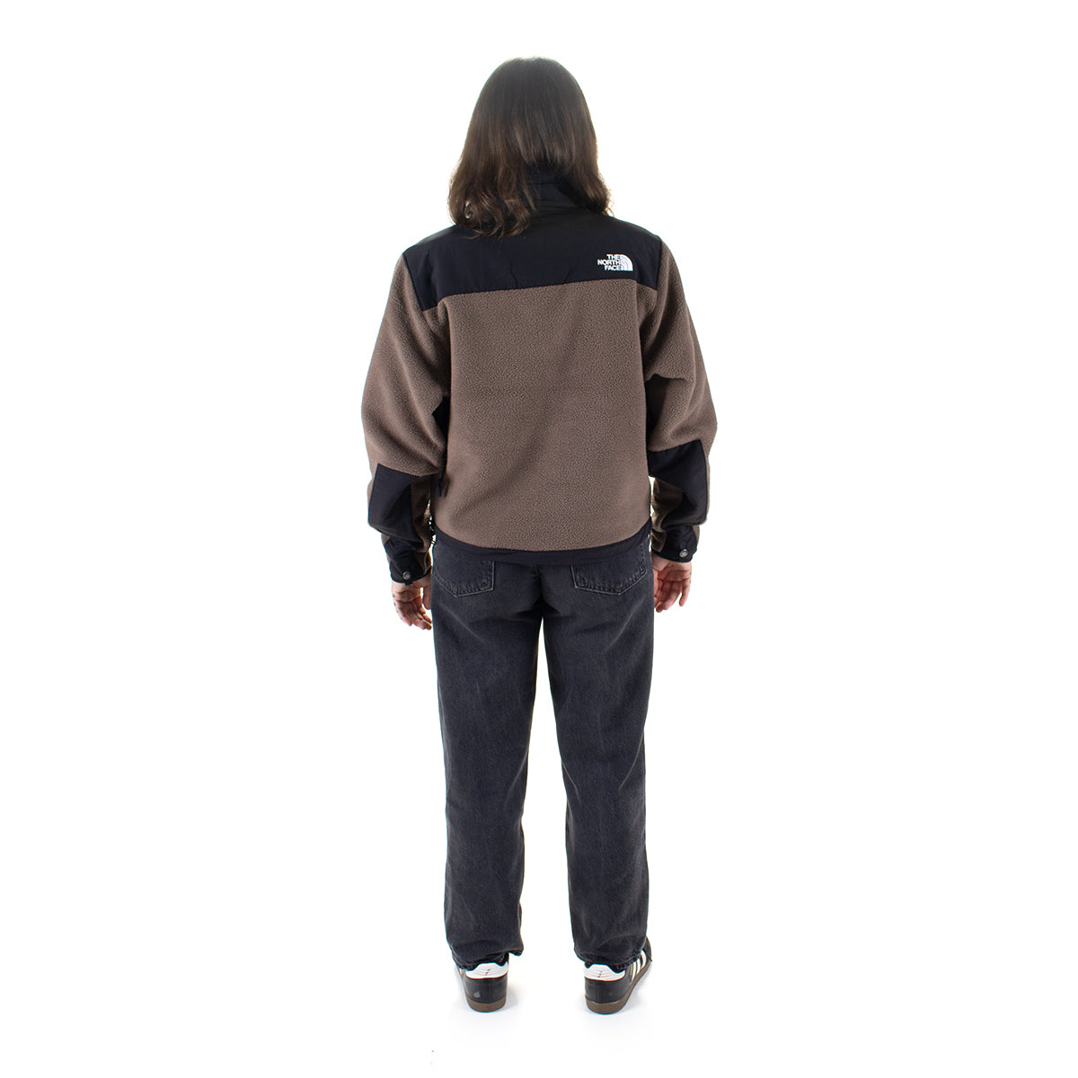 The North Face | Women's Retro Denali Jacket
Style # NF0A88YR5EX1
Color : Smokey Brown / TNF Black