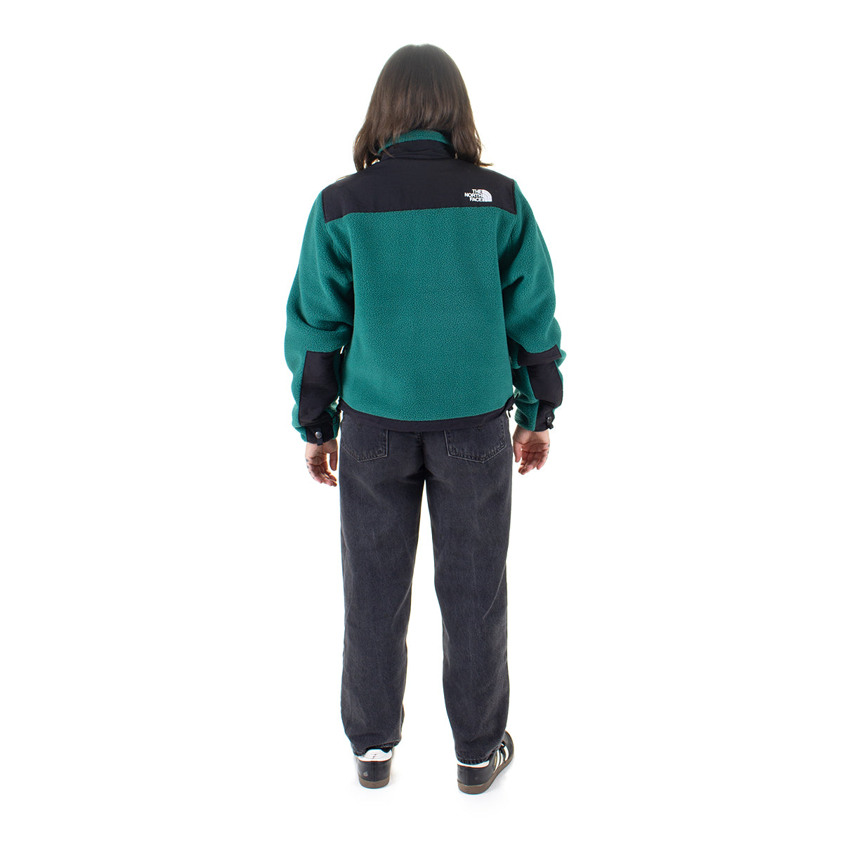 The North Face | Women's Retro Denali Jacket
Style # NF0A88YRS9W1
Color : Evergreen / TNF Black