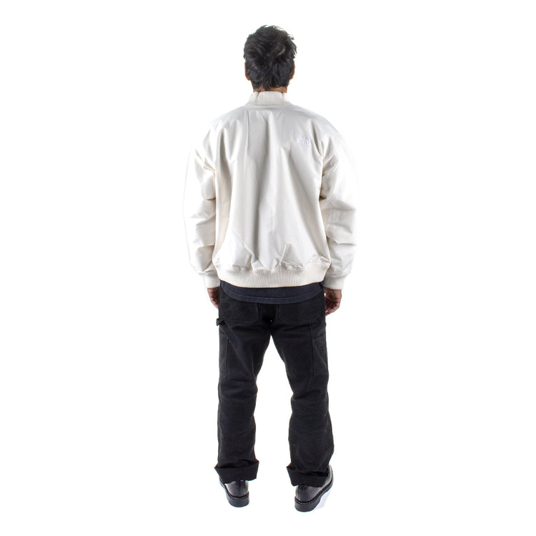 The North Face | Bomber Jacket
Style # NF0A88XZQLI1
Color : White Dune