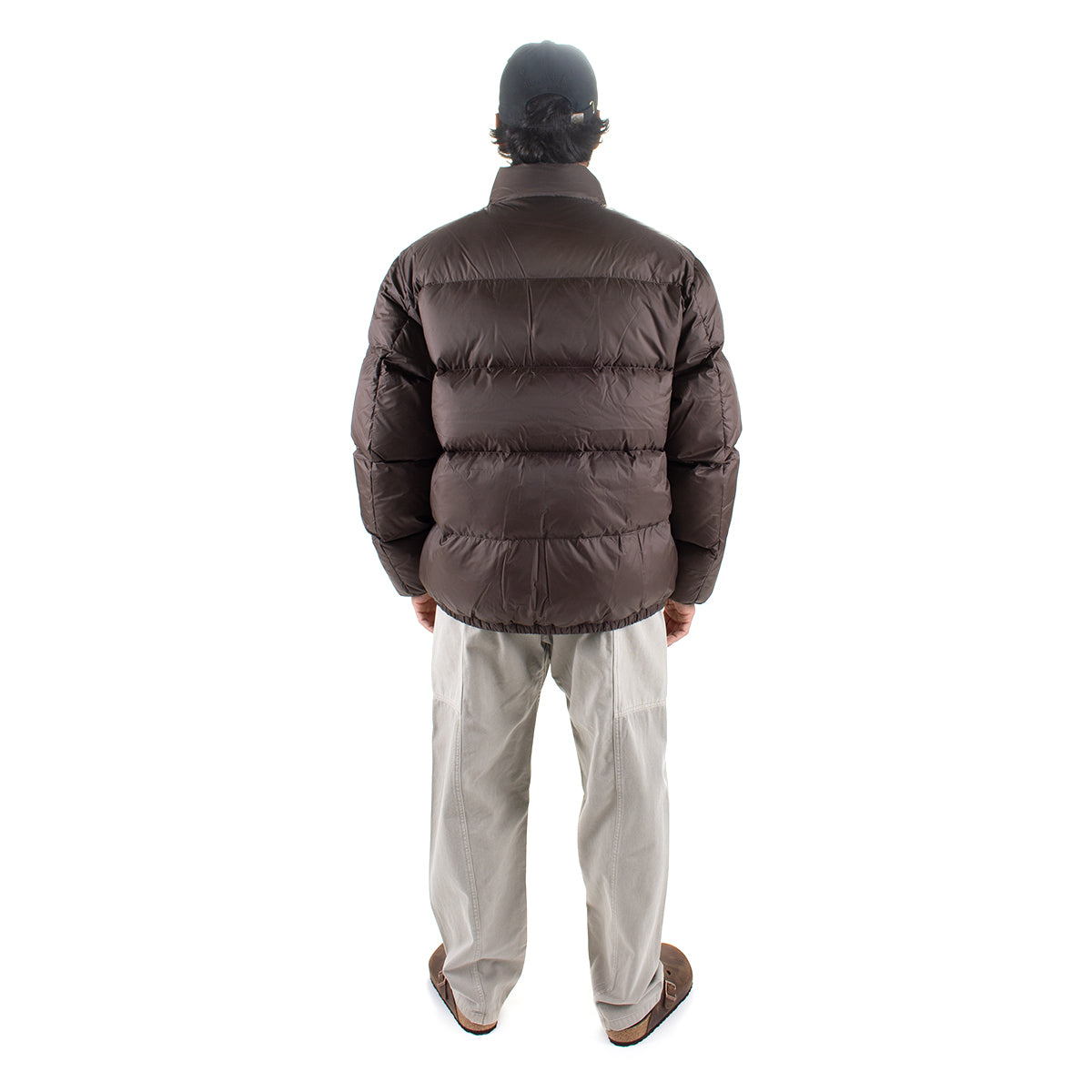 Gramicci | Down Puffer Jacket
Color : Dark Brown