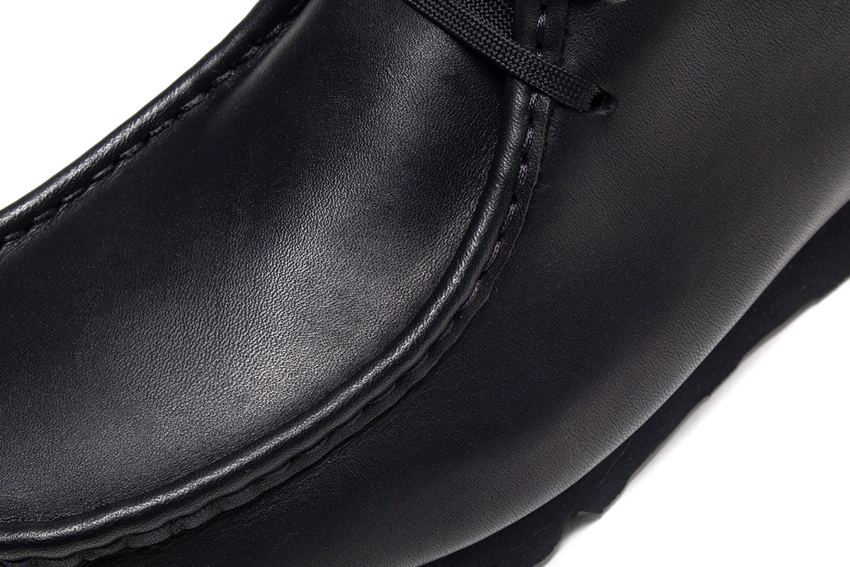 Clarks Original - Wallabee Gore-Tex
Style # 26183074
Color : Black