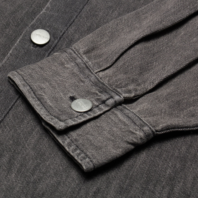 Carhartt WIP - Women's Marly Shirt
Style # I035584-89
Color : Black (Bleached)