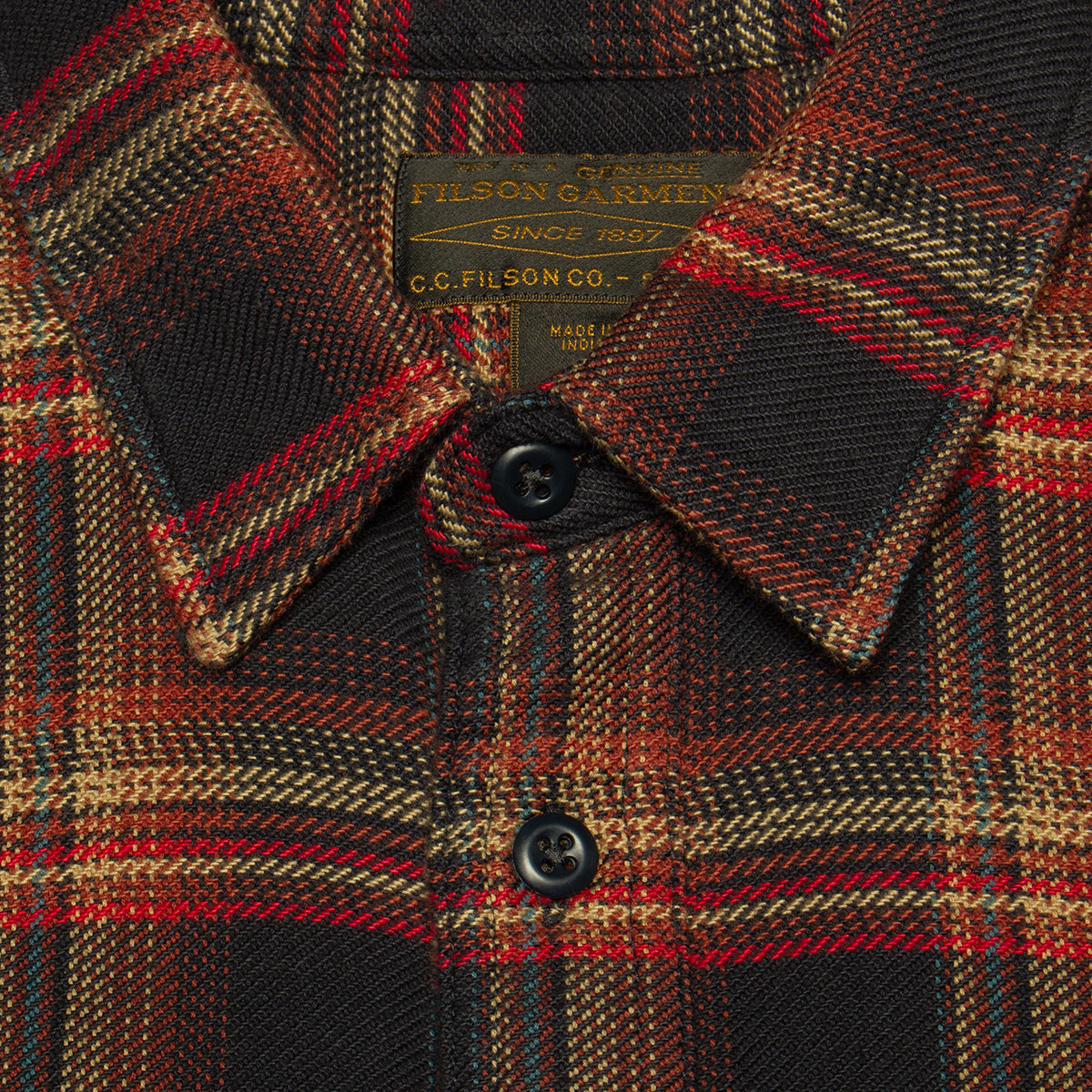 Filson |&nbsp;Vintage Flannel Work Shirt
Style # 11010689
Color : Brick / Rust / Multi