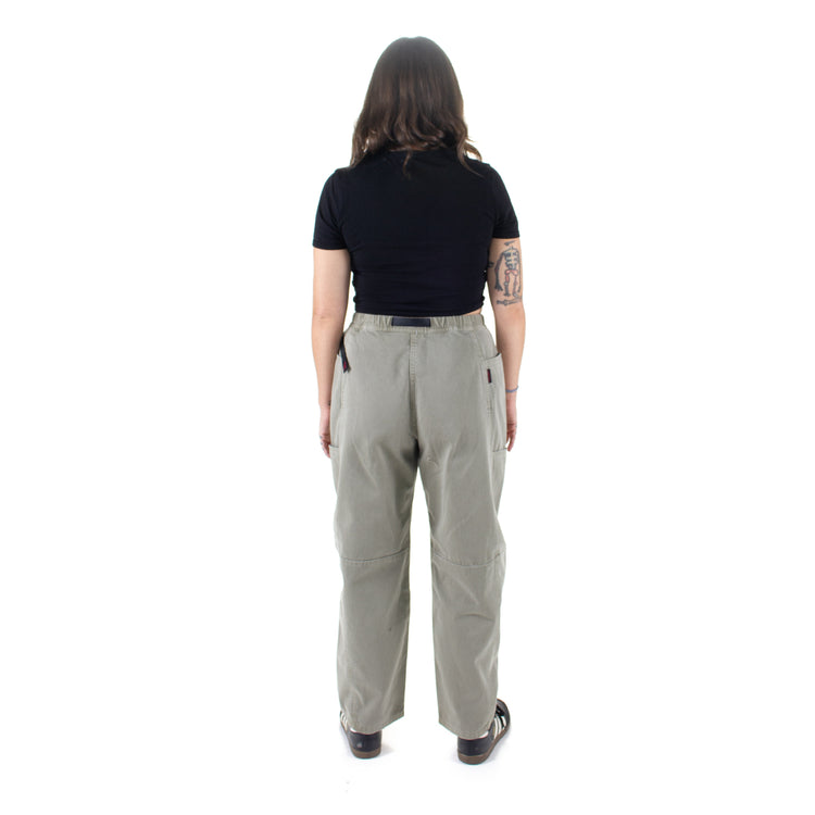 Gramicci | Women's Voyager Pant
Color : Pigment Sage