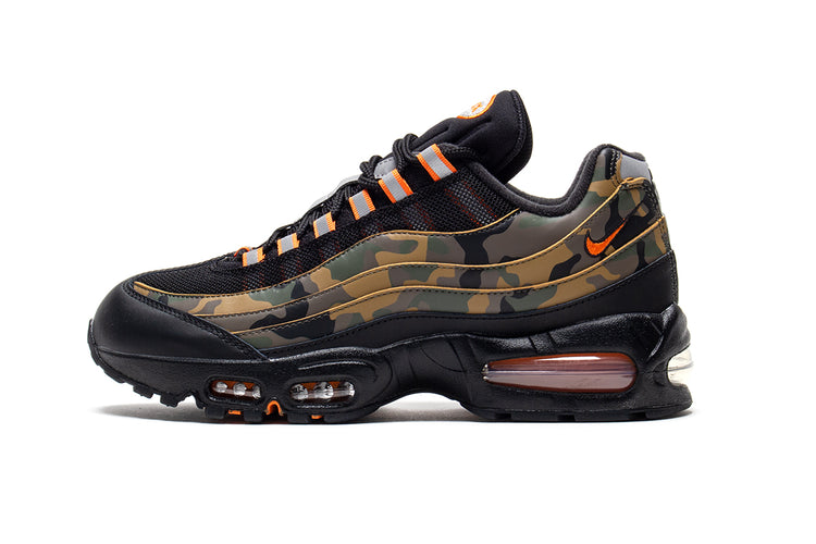 Nike - Air Max 95
Style # HQ1973-001
Color : Black / Safety Orange / Metallic Silver
