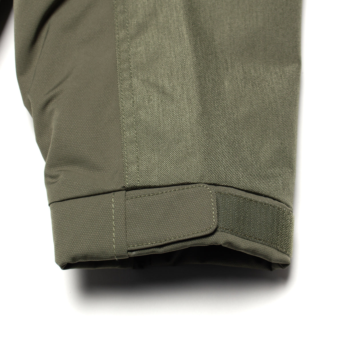 Stussy | Short Military Parka
Style # 115791
Color : Pine