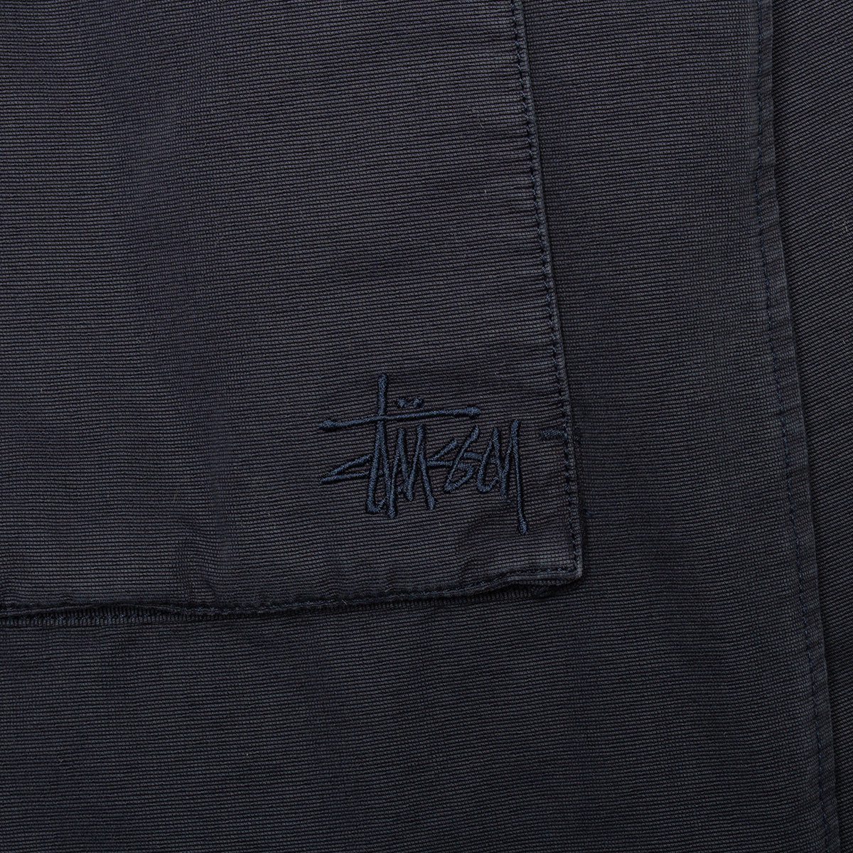 Stussy | Insulated Field Jacket
Style # 115782
Color : Navy