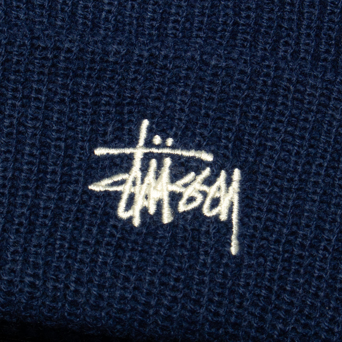 Stussy | Basic Cuff Beanie
Style # 1321019
Color : Blueberry