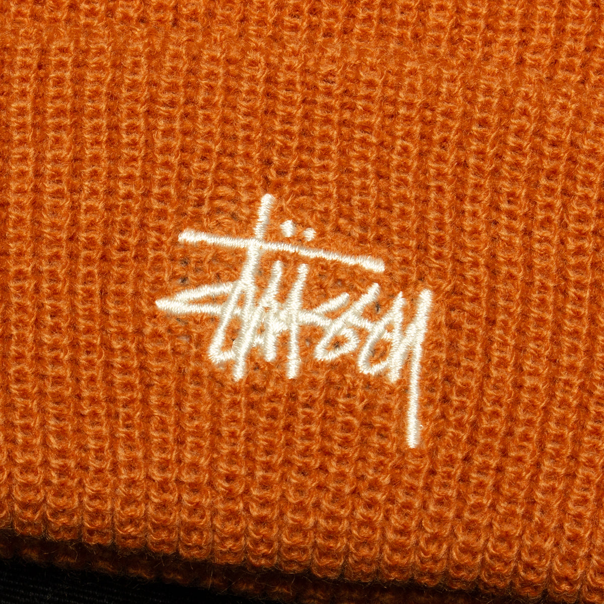 Stussy | Basic Cuff Beanie
Style # 1321019
Color : Tiger