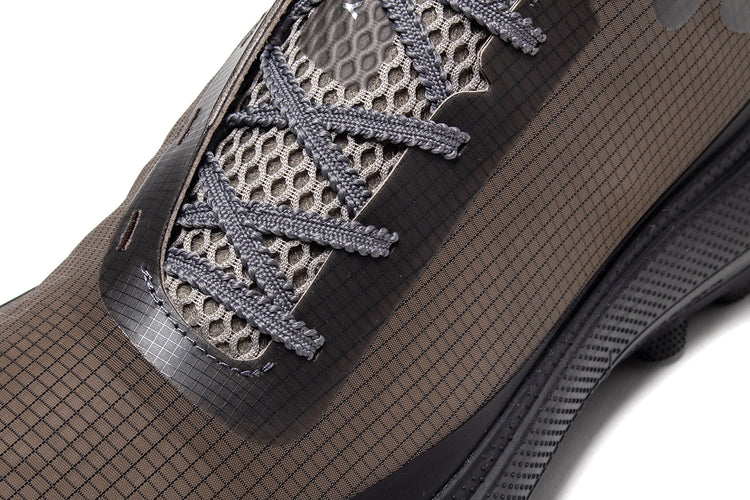 Satisfy - The Rocker
Style # 40002-FA-SE
Color : Falcon