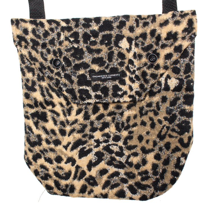 Engineered Garments - Shoulder Pouch
Style # 26F1H008
Color : Leopard / Brown