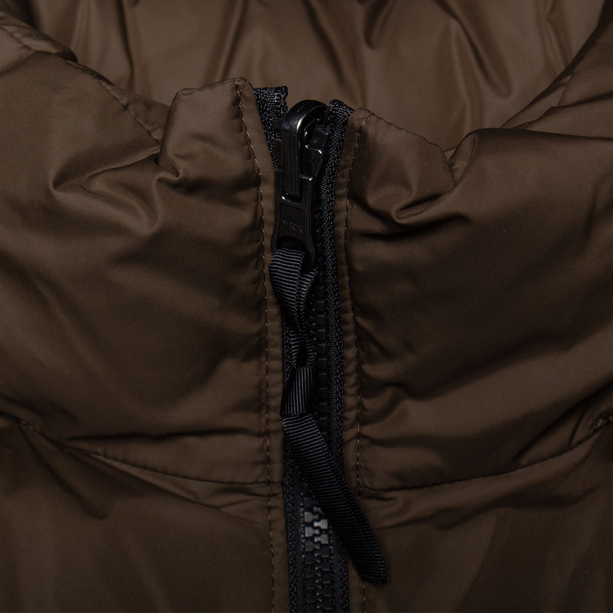 The North Face - Women's 1996 Retro Nuptse Jacket
Style # NF0A3XEONMF1
Color : Dark Chestnut