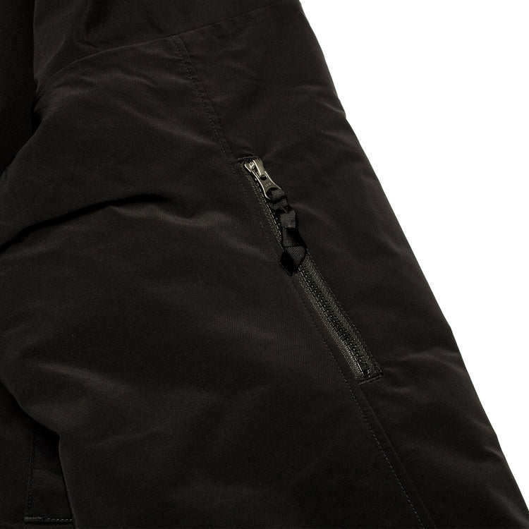 The North Face | Bomber Jacket
Style # NF0A88XZJK31
Color : TNF Black