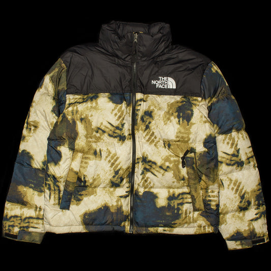 The North Face | 1996 Retro Nuptse Jacket
Style # NF0A3C8D5WO1
Color : Midnight Petrol / TNF Bleach Dye Print