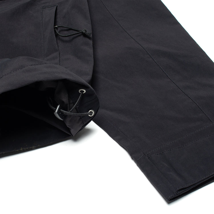 The North Face | M66 Cargo Rain Jacket
Style # NF0A88Y3JK31
Color : TNF Black