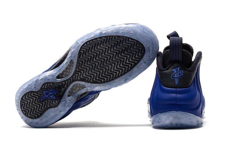 Nike - Air Foamposite One
Style # HJ5195-400
Color : Deep Royal / Black Ice