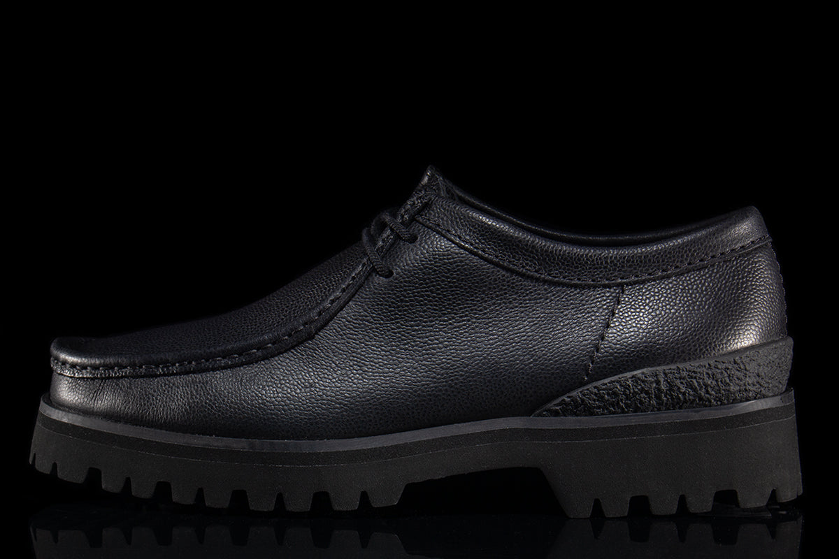 Clarks Original - Walla Yukoner
Style # 26183314
Color : Black Scotch Grain