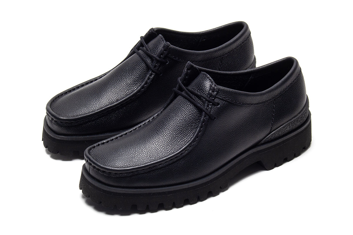 Clarks Original - Walla Yukoner
Style # 26183314
Color : Black Scotch Grain