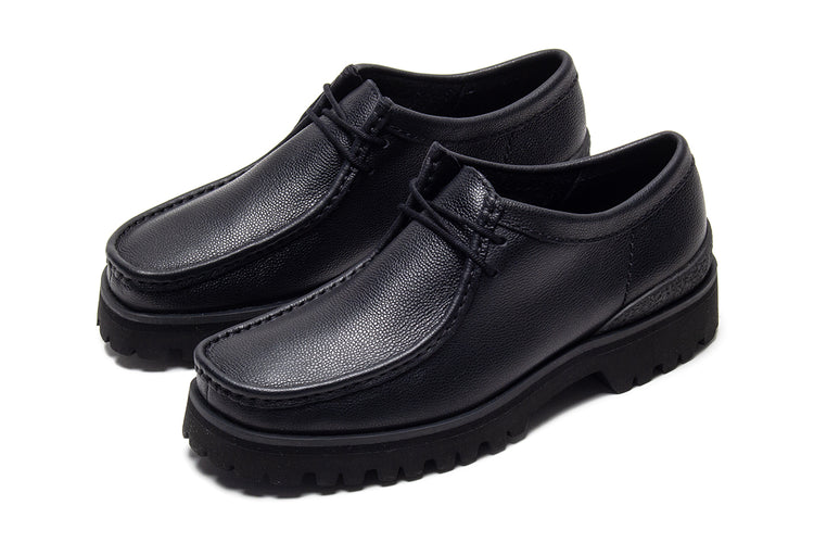 Clarks Original - Walla Yukoner
Style # 26183314
Color : Black Scotch Grain