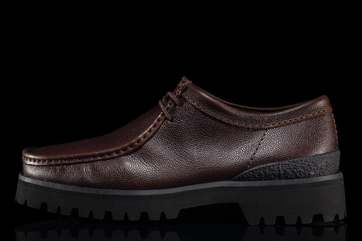 Clarks Original - Walla Yukoner
Style # 26183314
Color : Brown Scotch Grain