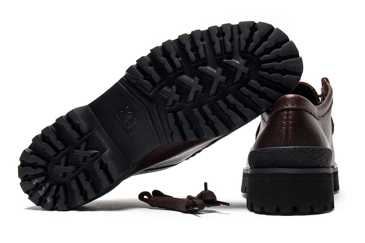 Clarks Original - Walla Yukoner
Style # 26183314
Color : Brown Scotch Grain