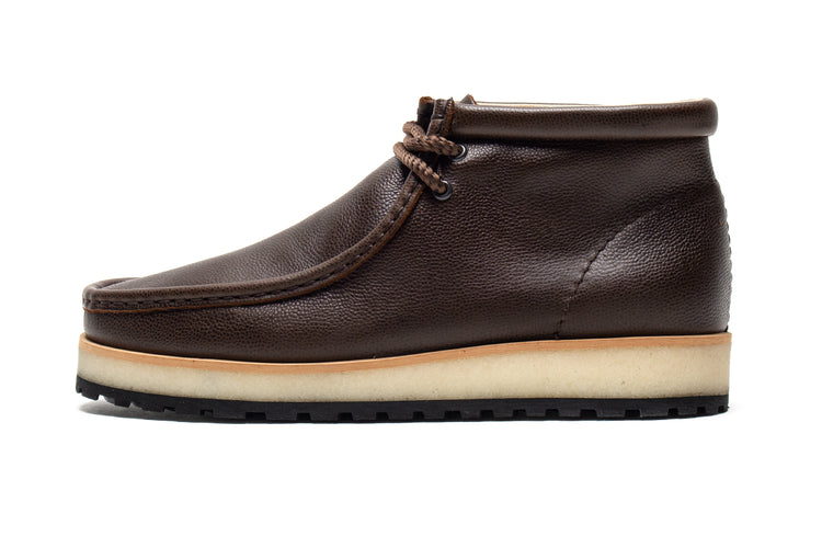 Clarks Original - Wallabee Scout
Style # 26183835
Color : Brown