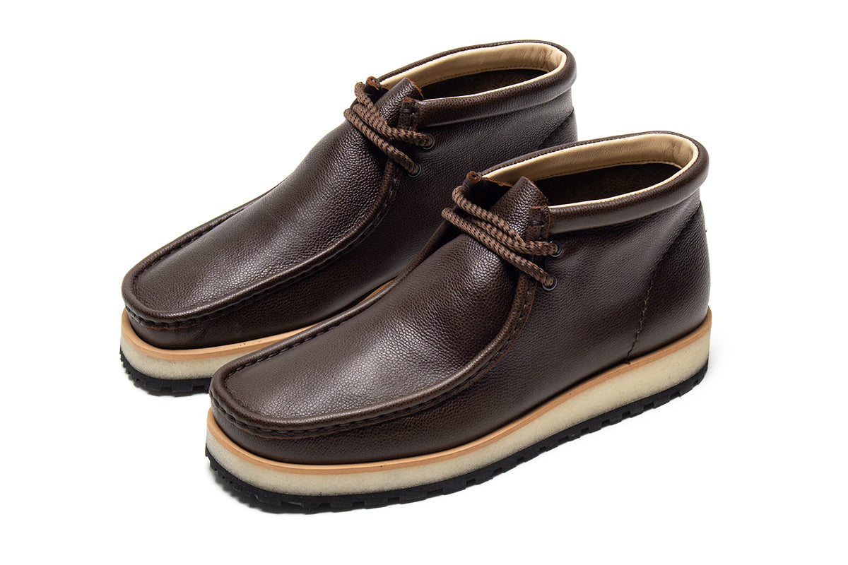 Clarks Original - Wallabee Scout
Style # 26183835
Color : Brown
