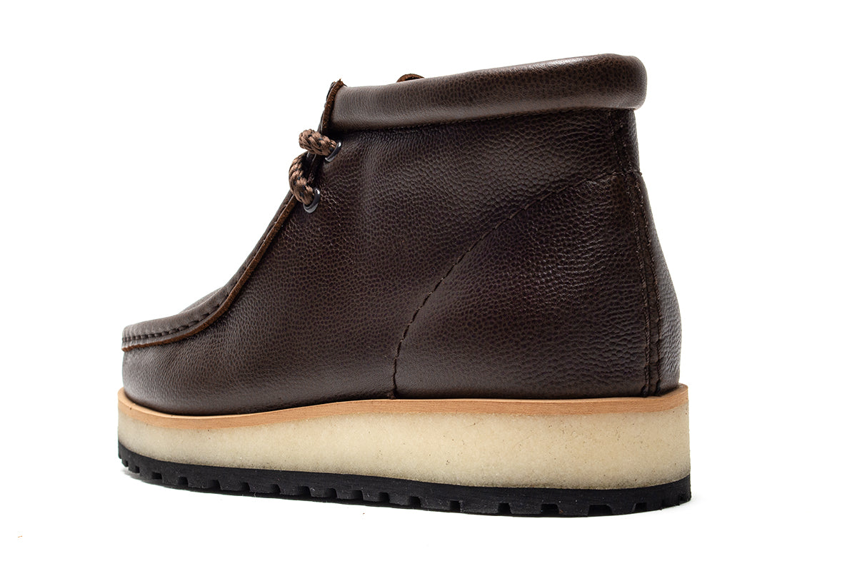 Clarks Original - Wallabee Scout
Style # 26183835
Color : Brown