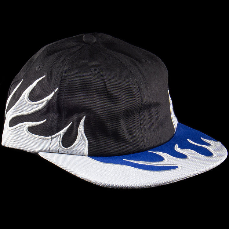 WKND | Flame 5-Panel Hat
Color : Black