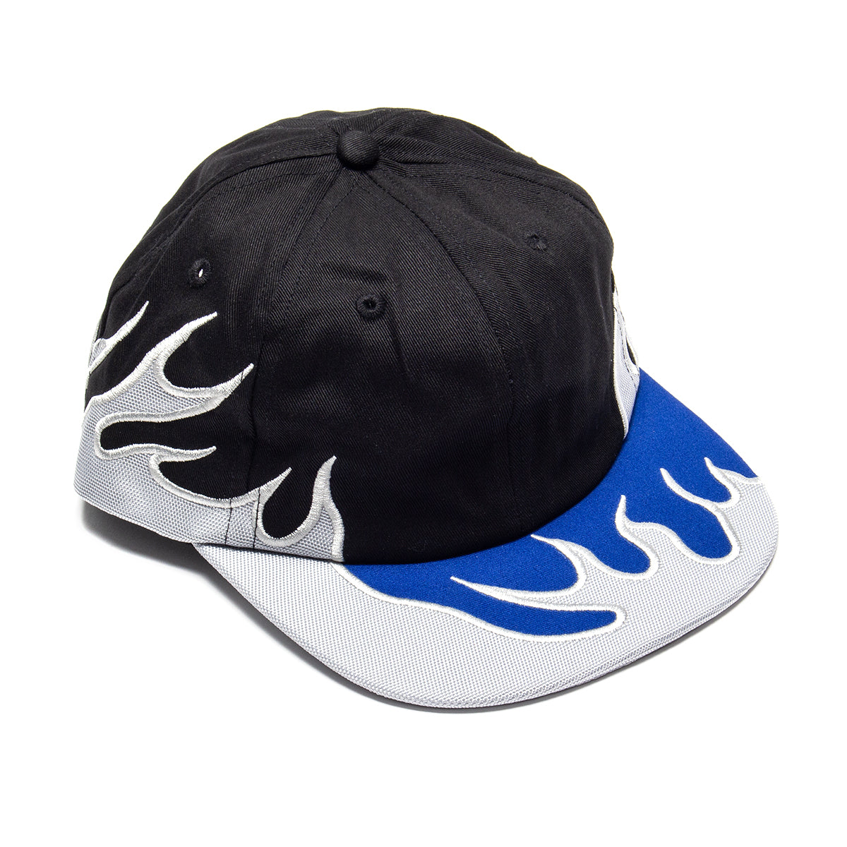 WKND | Flame 5-Panel Hat
Color : Black