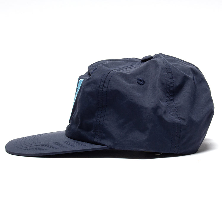 WKND | Eddie 6-Panel Hat
Color : Navy