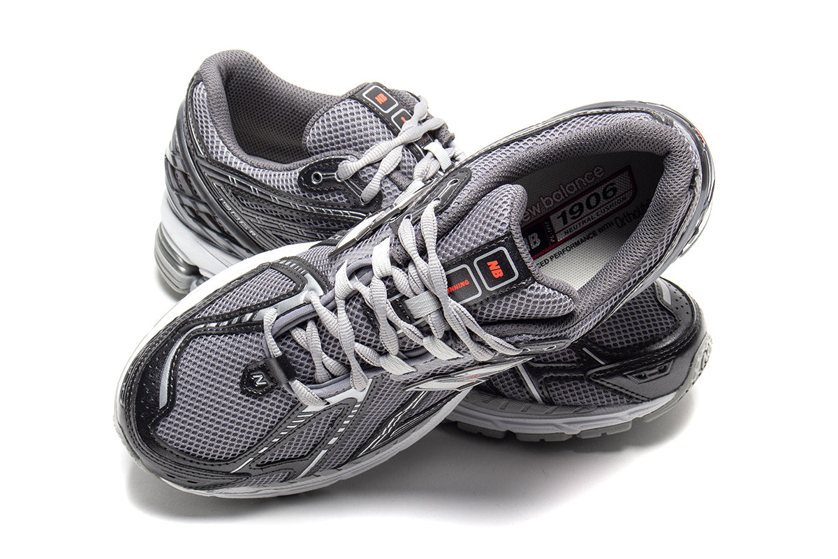New Balance - 1906R
Style # U1906RCO
Color : Black Metallic / Urgent Red / Slate Grey