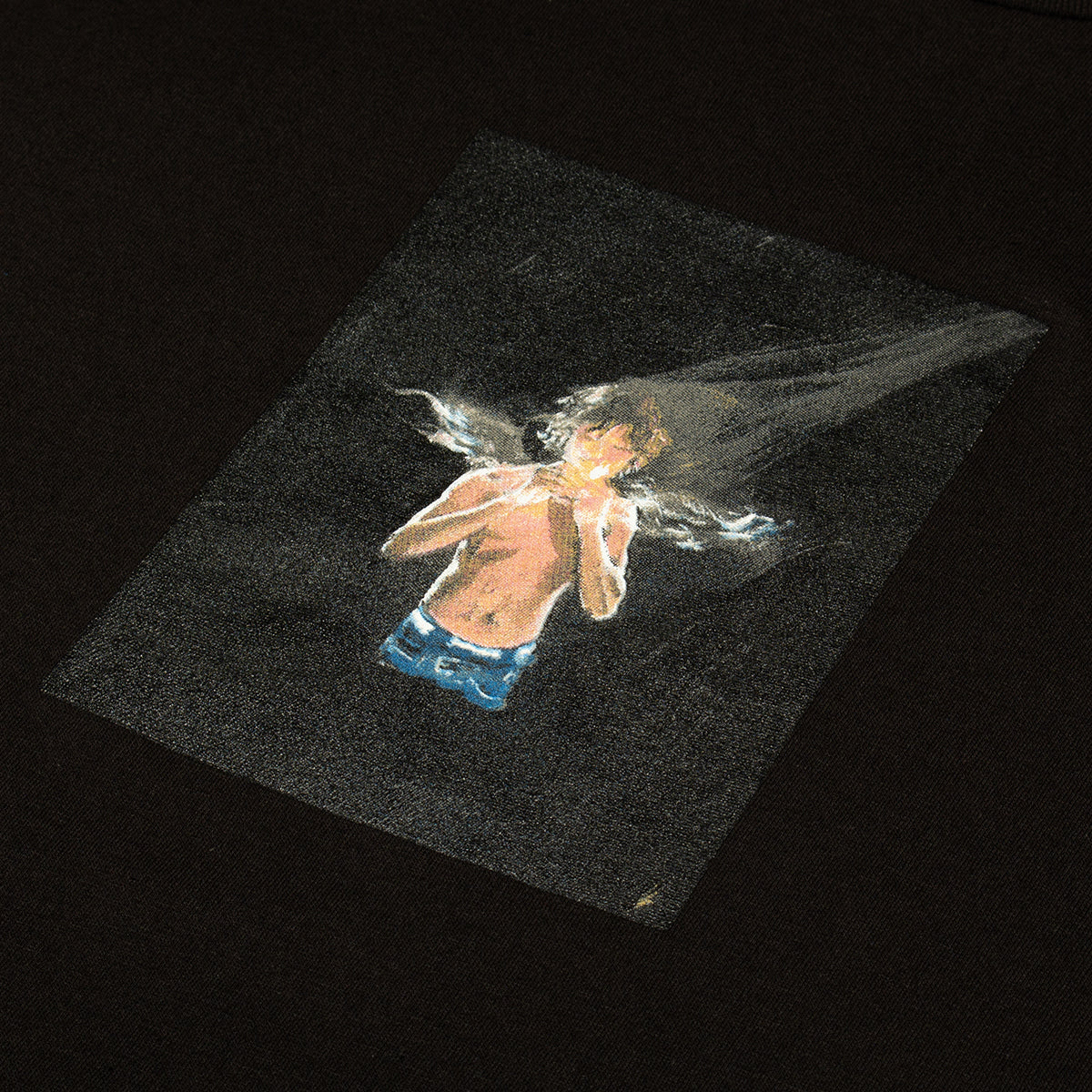 Violet - In The Essence T-Shirt
Color : Black