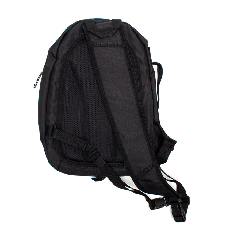 Polar Skate Co. - Resa Sling Bag
Color : Black