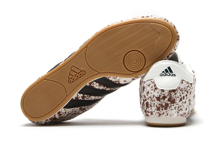 Adidas Originals - Taekwondo Pony Print
Style # KK4938
Color : Off White / Dark Brown / Gum