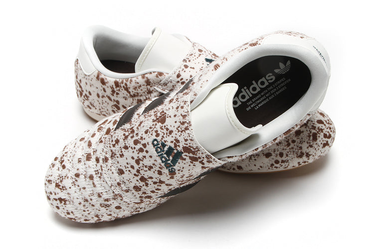 Adidas Originals - Taekwondo Pony Print
Style # KK4938
Color : Off White / Dark Brown / Gum