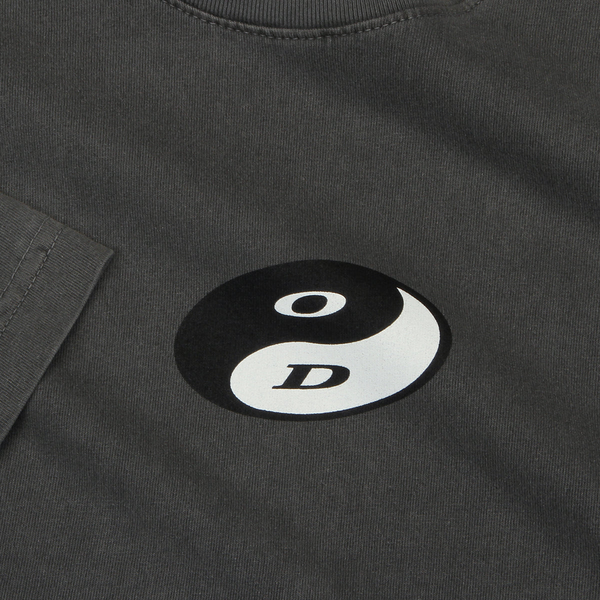 Hardbody - OD YY T-Shirt
Color : Grey / Black