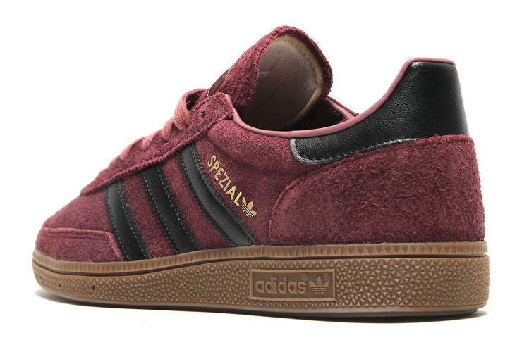 Adidas Originals - Handball Spezial
Style # KJ7414
Color : Maroon / Core Black / Gum