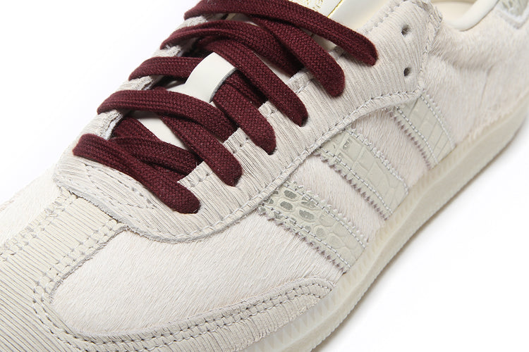 Adidas Originals - Samba OG
Style # KI7234
Color : Cream White / Cream White / Maroon