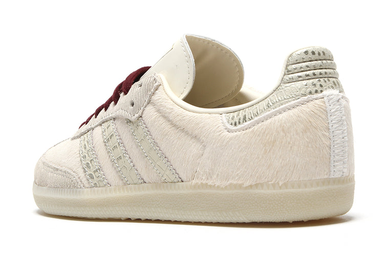Adidas Originals - Samba OG
Style # KI7234
Color : Cream White / Cream White / Maroon