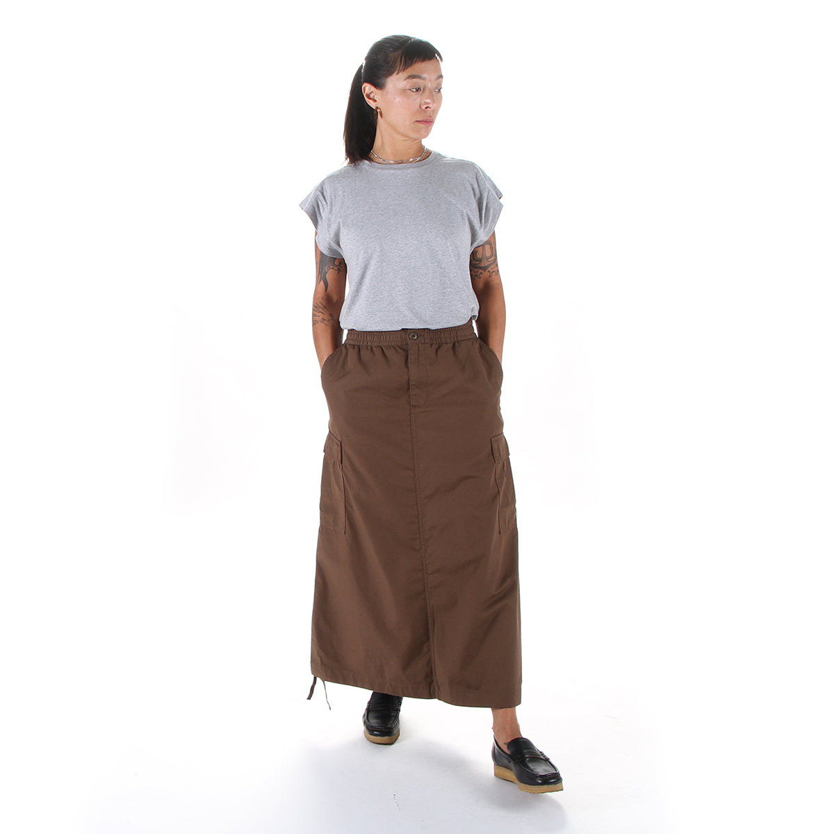 Carhartt WIP | Women's Cargo Skirt 
Style # I033823-2Y
Color : Chocolate