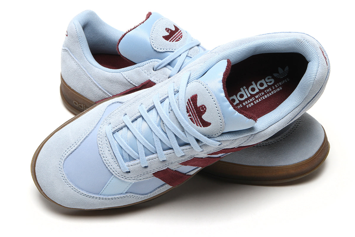 Adidas - Aloha Super
Style # HQ4717
Color : Clear Sky / Maroon / Gum