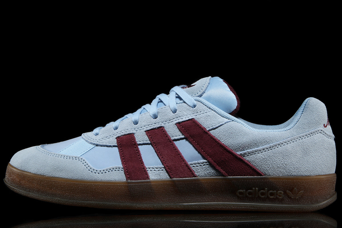 Adidas - Aloha Super
Style # HQ4717
Color : Clear Sky / Maroon / Gum