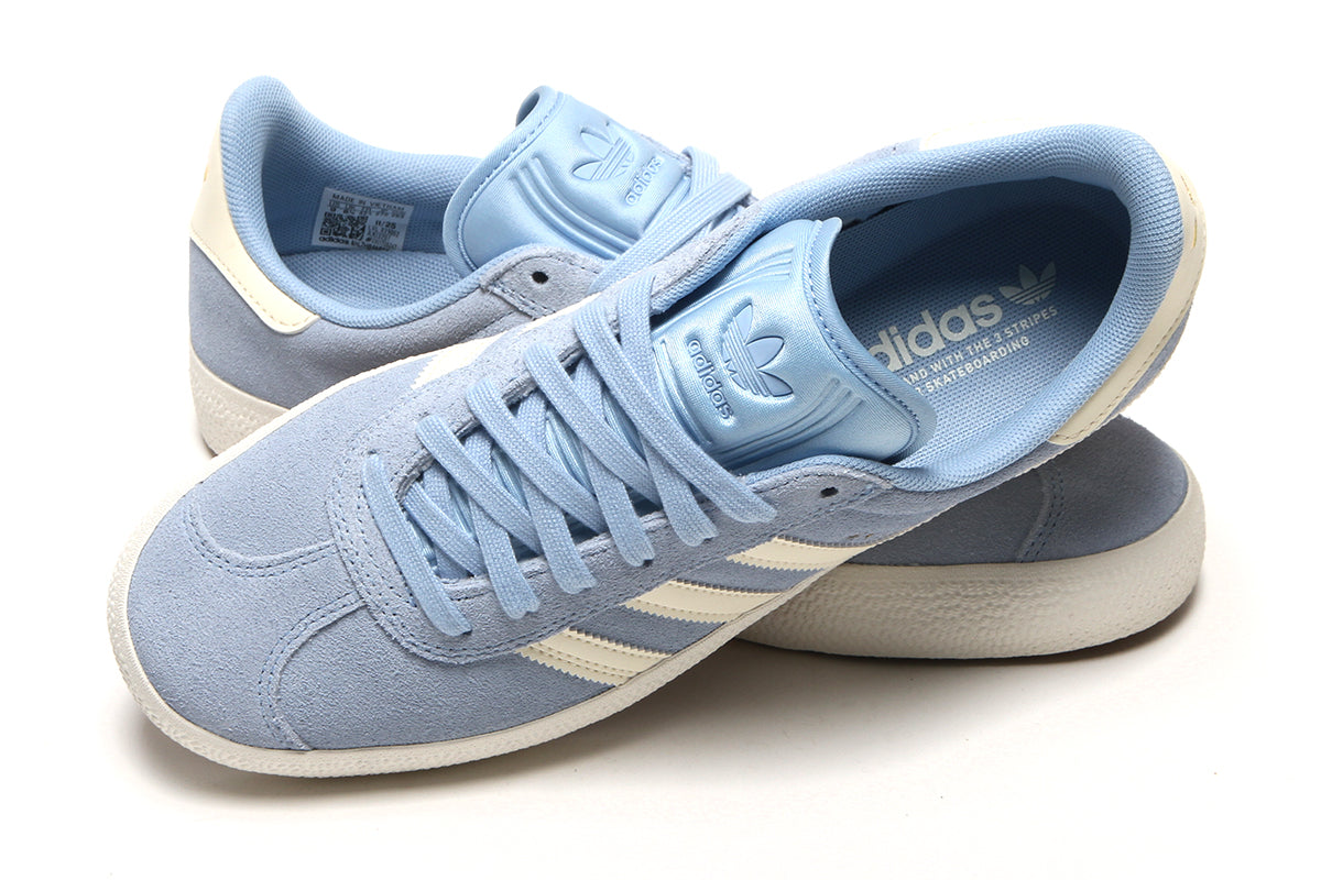Adidas Skateboarding - Gazelle ADV
Style # KI3207
Color : Clear Sky / Cream White / Chalk White