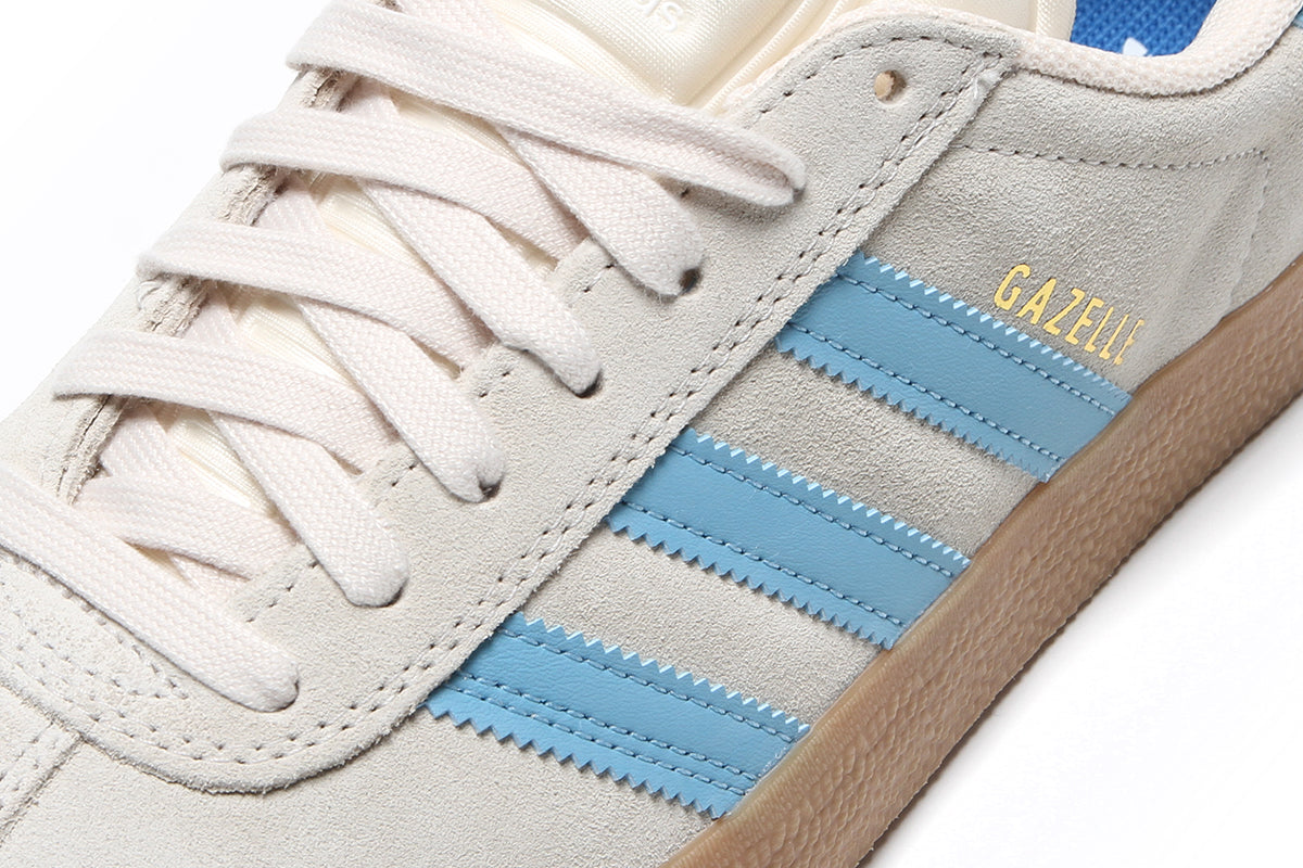 Adidas - Gazelle ADV
Style # JP5818
Color : Wonder White / Preloved Blue