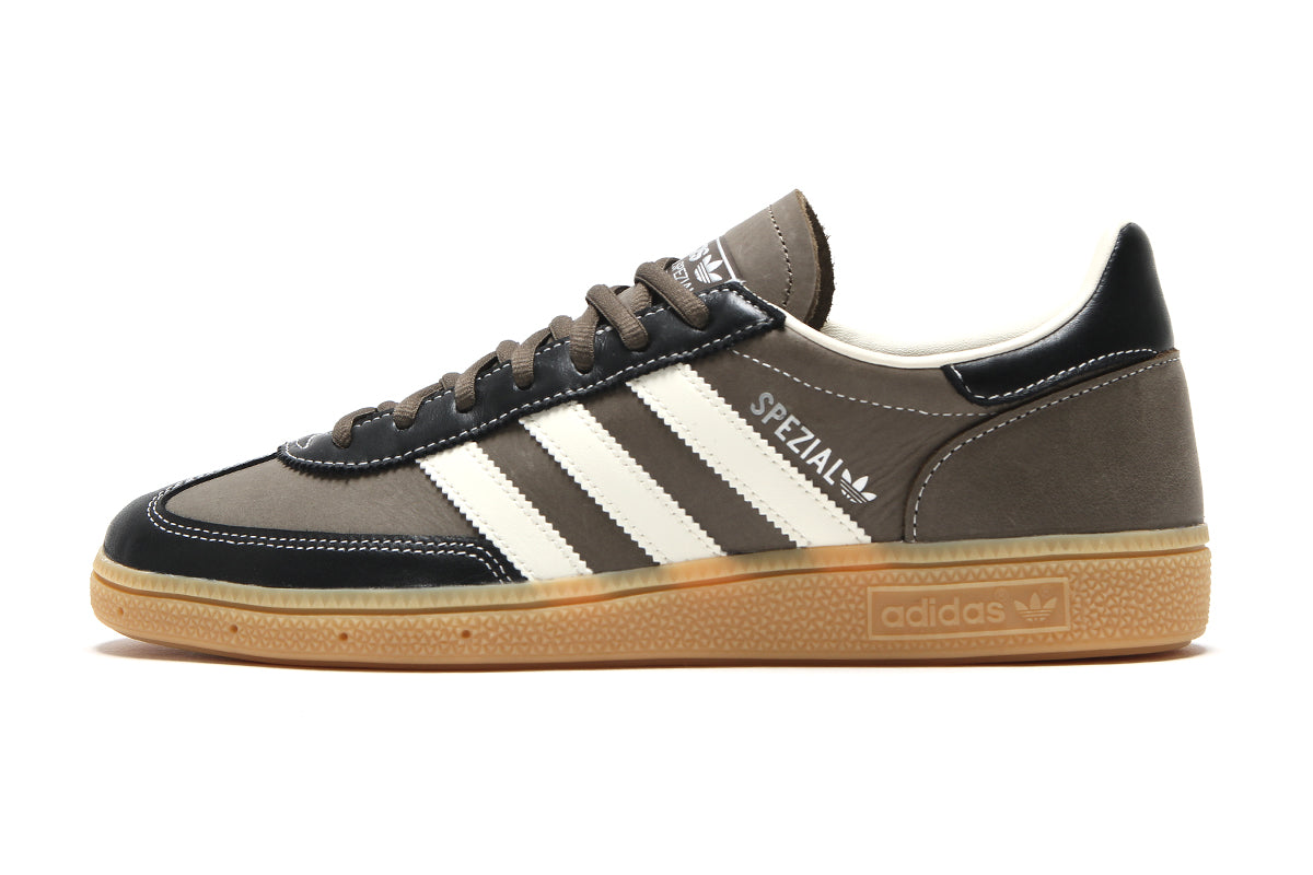 Adidas Originals - Handball Spezial
Style # KJ7417
Color : Branch / Cream White / Core Black