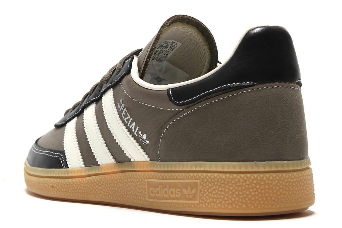 Adidas Originals - Handball Spezial
Style # KJ7417
Color : Branch / Cream White / Core Black