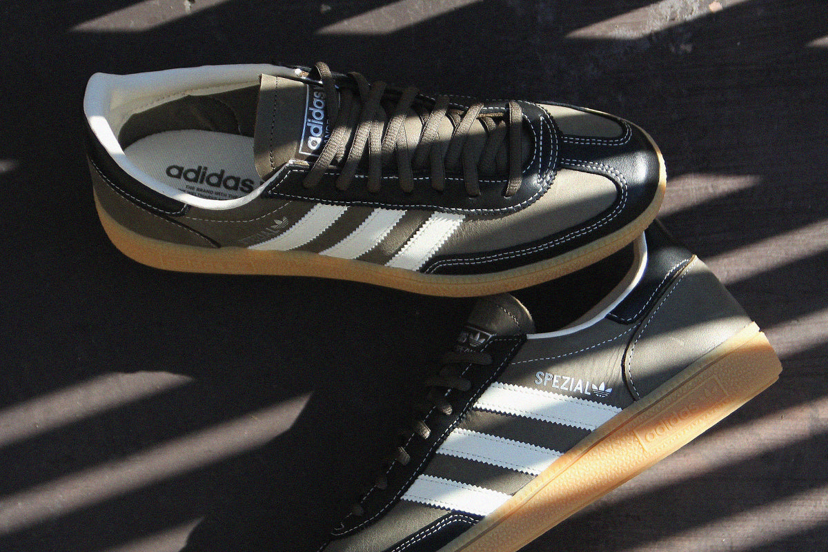Adidas Originals - Handball Spezial
Style # KJ7417
Color : Branch / Cream White / Core Black