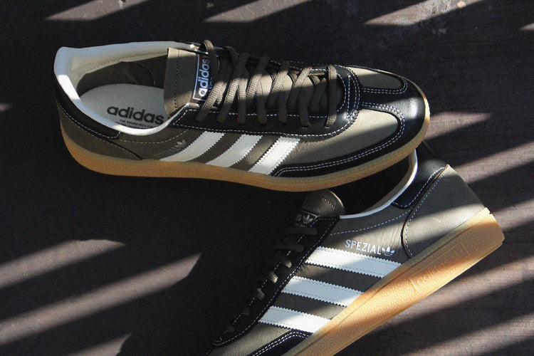 Adidas Originals - Handball Spezial
Style # KJ7417
Color : Branch / Cream White / Core Black